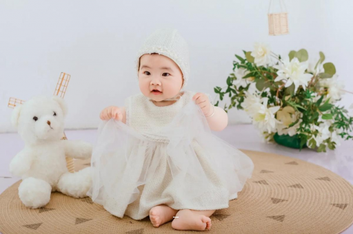 东台宝宝在妈妈肚子里